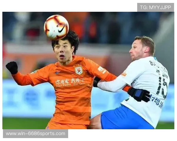 足球明星签名背后的故事与独特意义解读